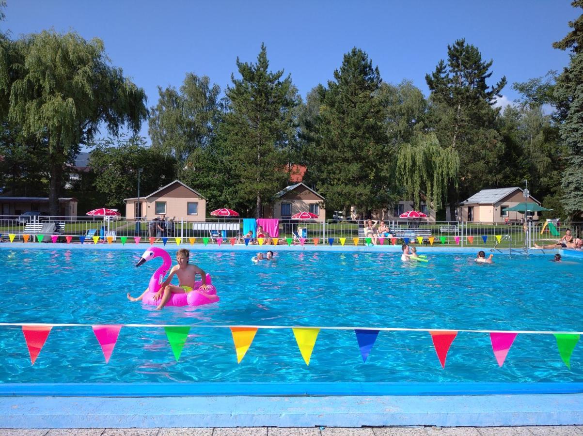 Camping Roznov Rožnov pod Radhoštěm 外观 照片