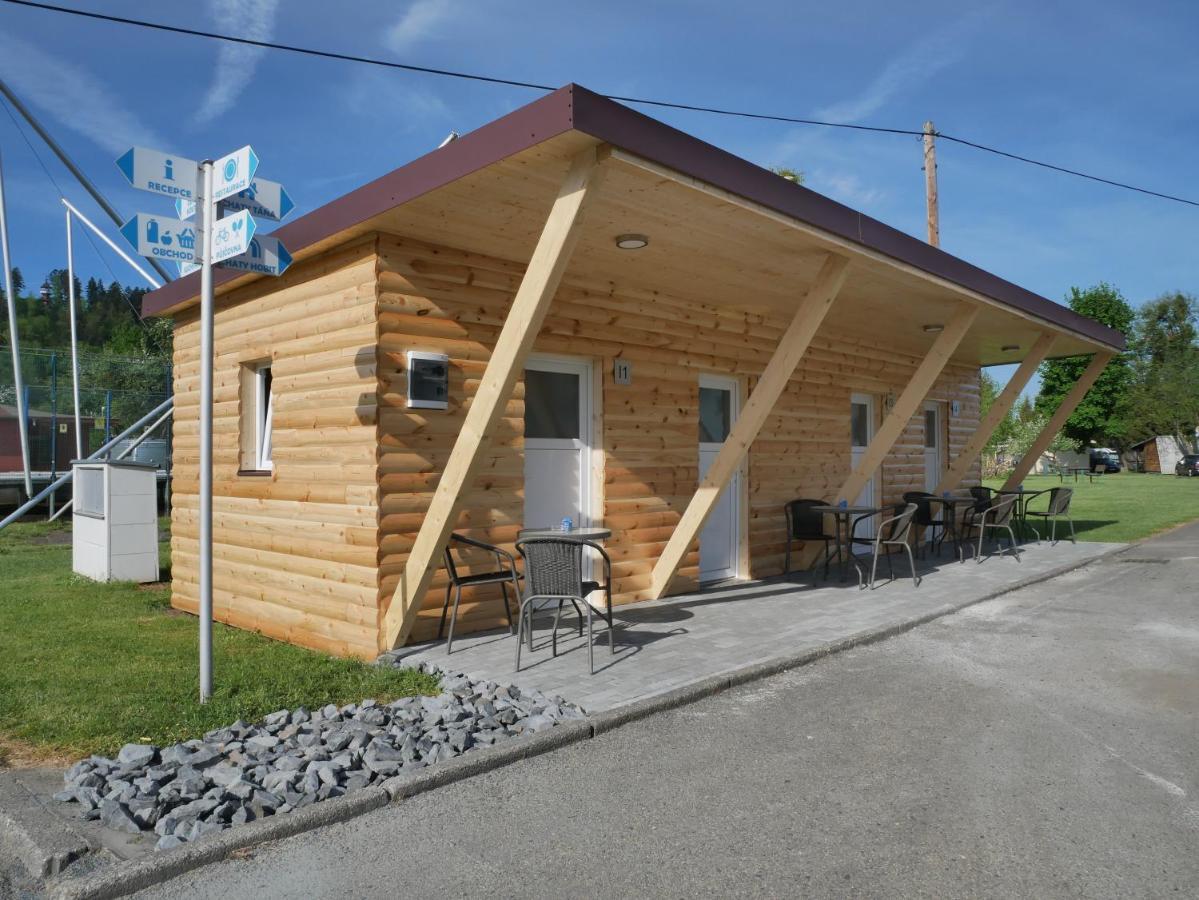 Camping Roznov Rožnov pod Radhoštěm 外观 照片